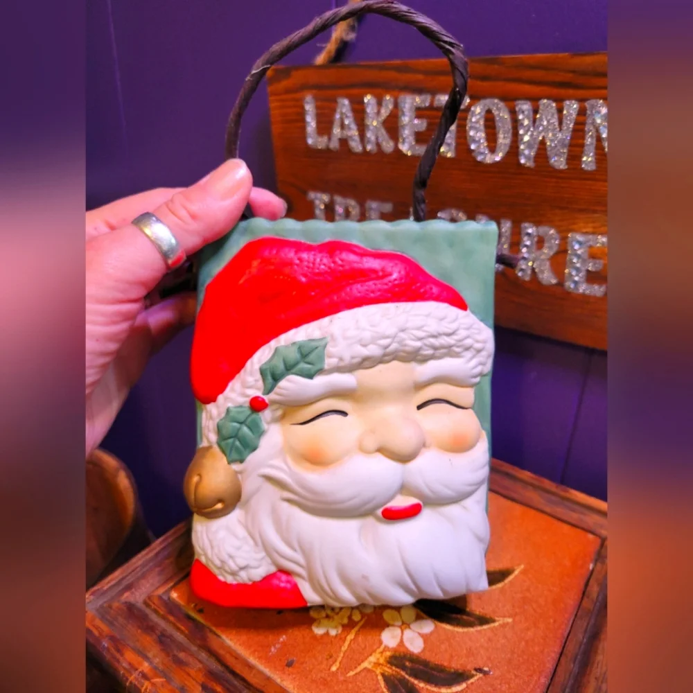 Vintage ceramic santa bag with handle-green/red